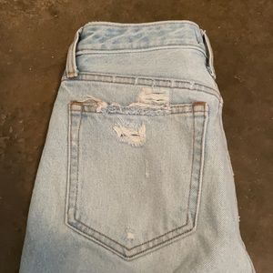 Abercrombie high waisted mom jean (petite)